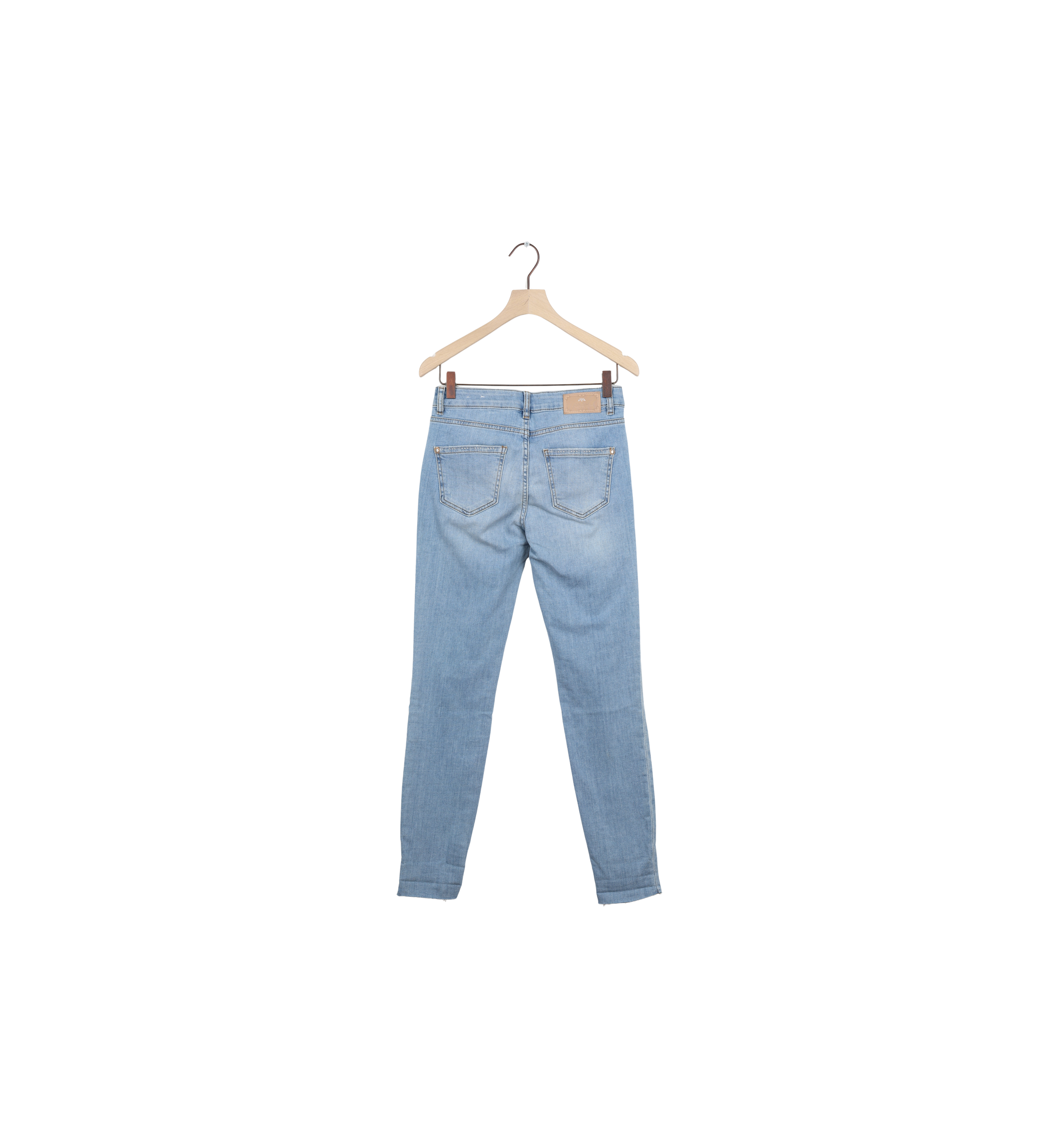 Packshot / Light Blue / ReLoved